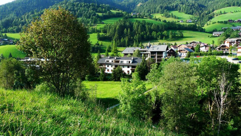 Апартаменты Ortners Mauerwirt - Leistbarer Luxus Бад Кляйнкирххайм Экстерьер фото