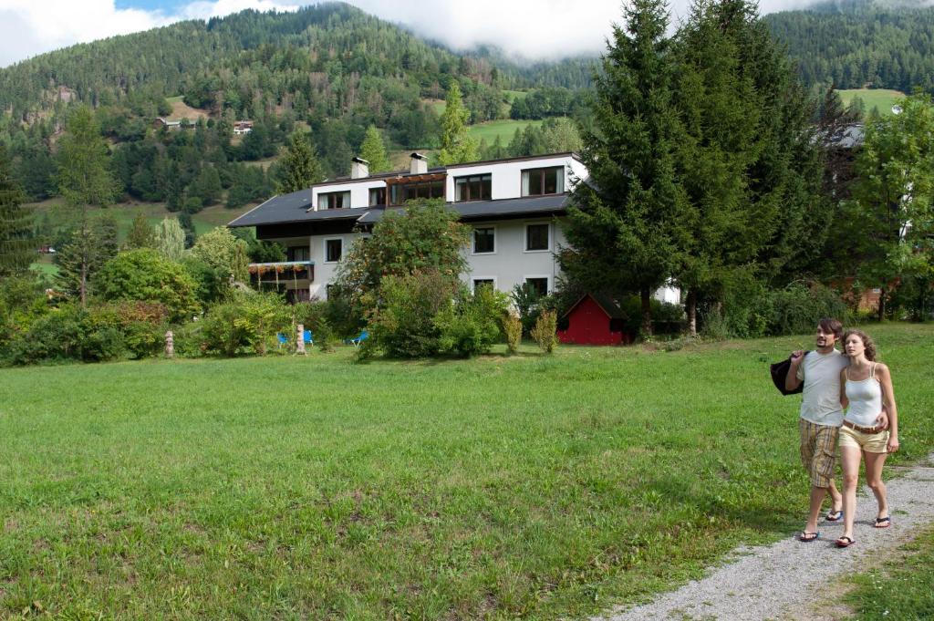 Апартаменты Ortners Mauerwirt - Leistbarer Luxus Бад Кляйнкирххайм Экстерьер фото